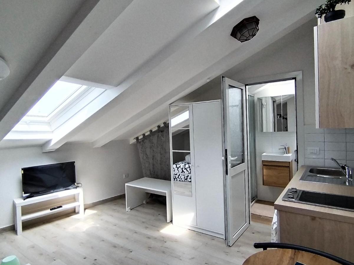 Studio Apartments Dalla Nonna Rovinj Exterior photo
